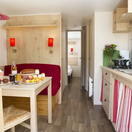 Vakantiehuis Lieu Dieu, Domaine De Campagne *